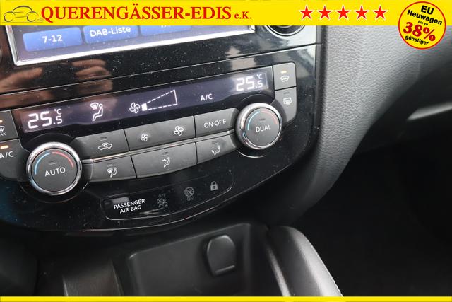 Nissan Qashqai 1.6 dCi Tekna 4x4 *AHK*PANO*LED*SHZ*Navi*DAB*2 Z. Klima* 