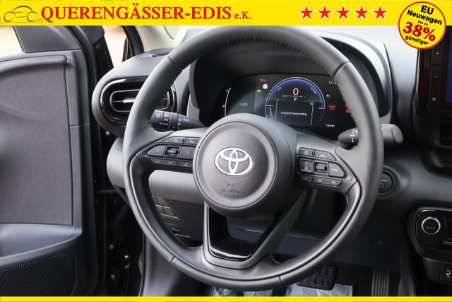Toyota Yaris 1.5VVT-iE "Teamplayer" 