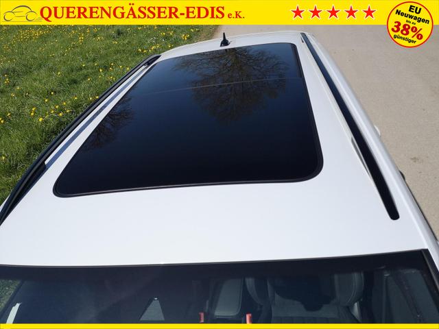 Skoda Karoq Sportline 2.0TDI DSG 4x4 AHK Matrix Pano Sound Leder 19 Zoll 