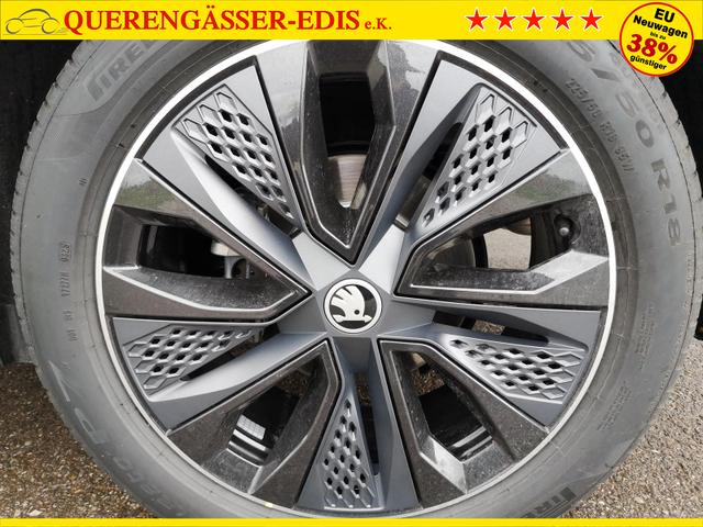 Skoda Karoq Sportline 2.0TDI DSG 4x4 AHK Matrix Navi ACC 