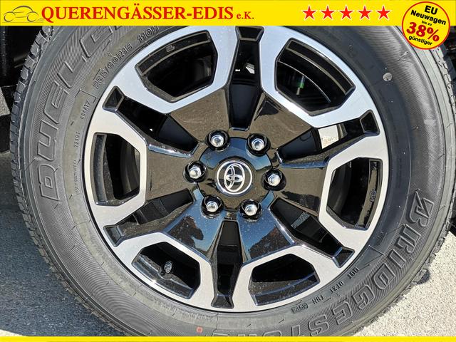 Toyota Hilux Double Cab 2,8D 4WD A/T 