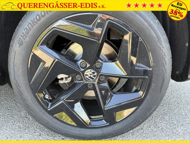 Volkswagen Tiguan 2.0 TDI 110 kW R-Line DSG Head Up Black 360 AHK 