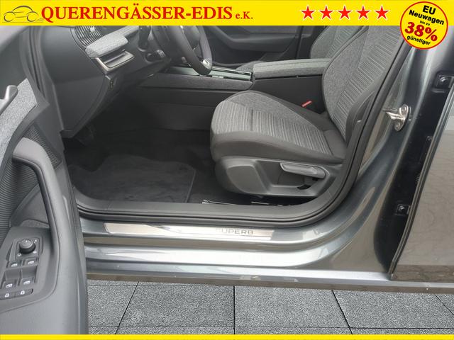 Skoda Superb Combi Selection AHK+NAVI+KAM+EL.HECKKL... 2.0 TDI DSG 