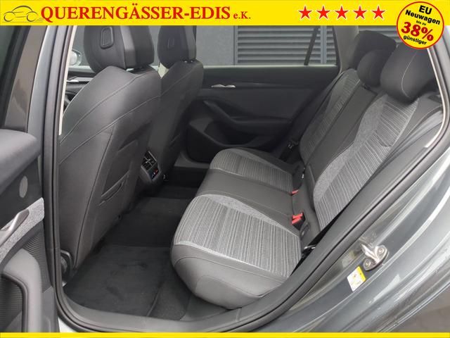 Skoda Superb Combi Selection AHK+NAVI+KAM+EL.HECKKL... 2.0 TDI DSG 