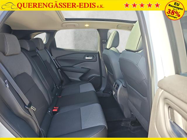 Nissan Qashqai N-Connecta 4x4 1.3 DIG-T X-Tronic / Pano 