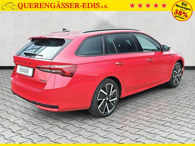 Skoda Octavia Combi 1.5 TSI mHEV 110 kW Sportline eTSI DSG Pano AHK 