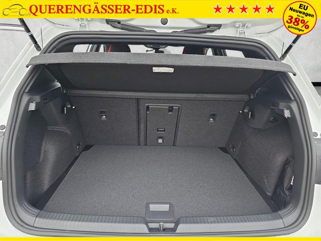 Volkswagen Golf 2.0 TSI 195 kW GTI DSG BlackStyle IQ.Light Keyless 