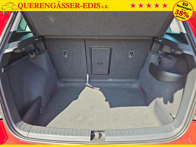 Skoda Karoq Selection 1.5 TSI DSG / ACC Kessy PDC 