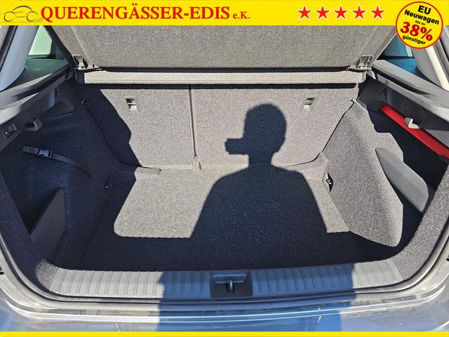Skoda Kamiq Selection 1.0 TSI DSG Black 17Z Kamera AHK 