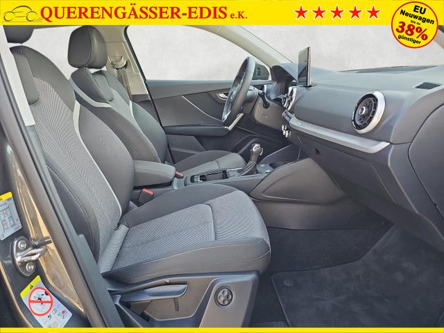 Audi Q2 35 TFSI S line S-Tronic S-Line Matrix Kamera Keyless 