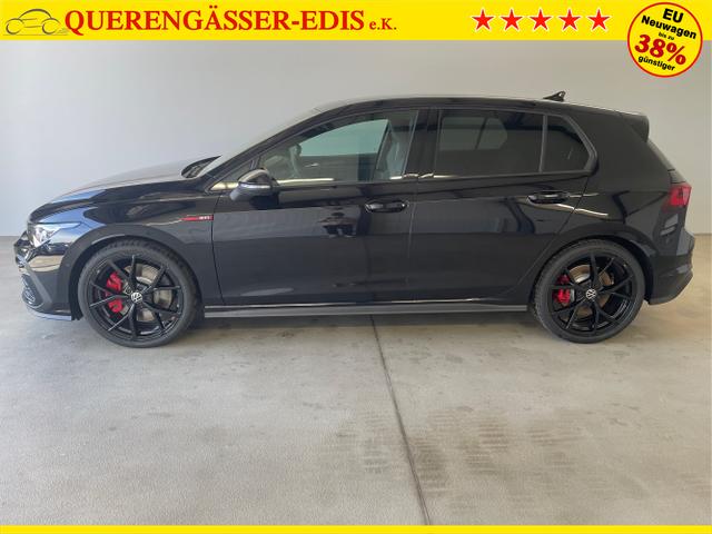 Volkswagen / Golf / Schwarz / / / DSG AHK+Pano+Sitzheizung vo+hi