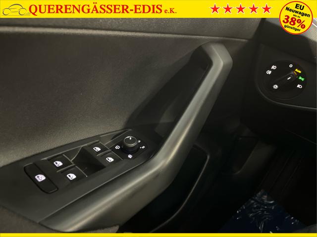 Volkswagen / Taigo / Grau / / / 115PS DSG AHK+Navi+Kamera