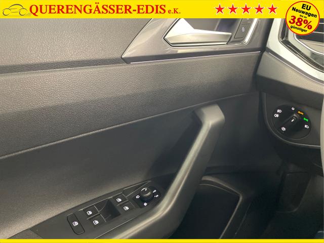 Volkswagen / Taigo / Silber / / / 115PS DSG AHK+Navi+Kamera