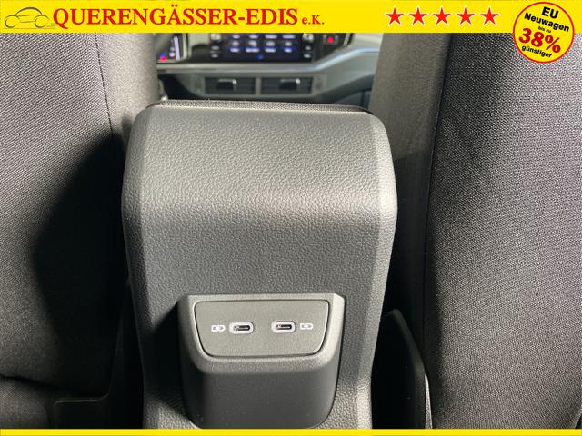 Volkswagen / Taigo / Silber / / / 115PS DSG AHK+Navi+Kamera