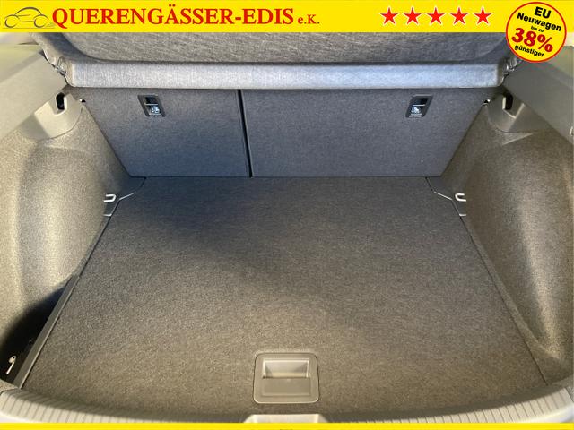 Volkswagen / Taigo / Silber / / / 115PS DSG AHK+Navi+Kamera