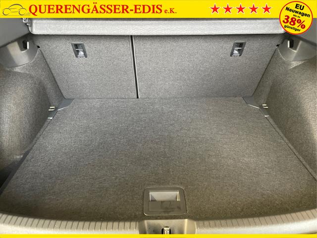 Volkswagen / Taigo / Grau / / / 150PS DSG AHK+Pano+IQ-Light