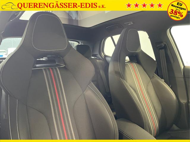 Skoda / Fabia / Blau / / / 115PS DSG Pano+Kessy