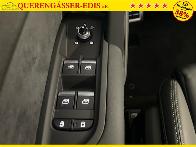 Audi / SQ5 / Schwarz / / / STHZ+HUD+AHK+360°