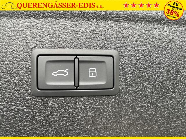 Audi / SQ5 / Schwarz / / / STHZ+HUD+AHK+360°