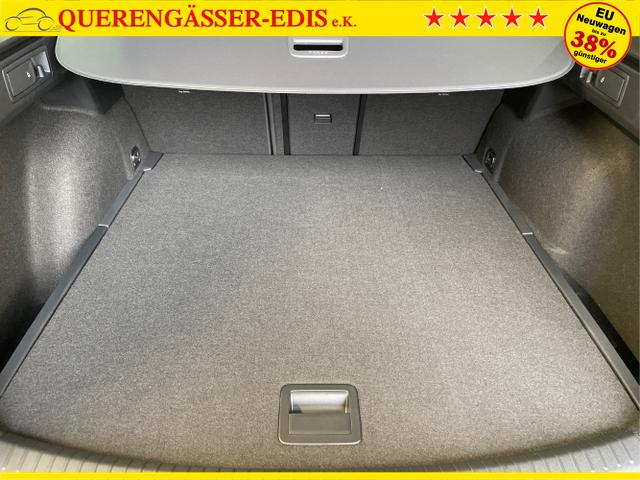 Seat / Leon Sportstourer ST / Grau / / / 150PS DSG Matrix+AHK+Navi
