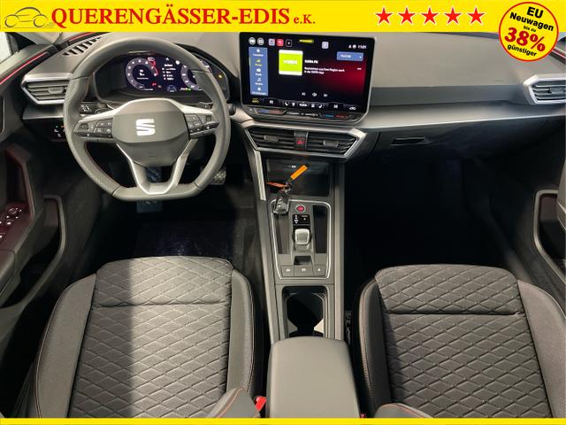 Seat / Leon Sportstourer ST / Blau / / / 150PS DSG Matrix+AHK+Navi