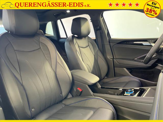 Volkswagen / Tiguan / Schwarz / / / 193PS TDI IQ.Light+IQ.Drive+AHK