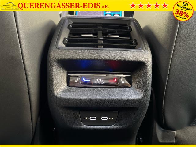 Volkswagen / Tiguan / Schwarz / / / 193PS TDI IQ.Light+IQ.Drive+AHK
