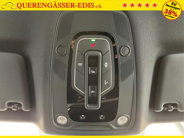 Audi / Q5 / Schwarz / / / 40 TDI Matrix+360°