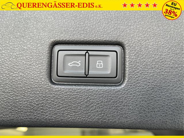 Audi / Q5 / Schwarz / / / 40 TDI Matrix+360°