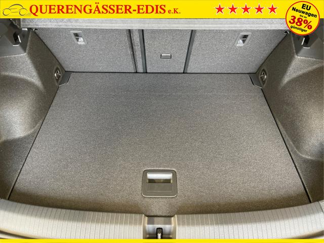 Volkswagen / T-Roc / Weiß / / / 190PS DSG 4Motion Pano+AHK