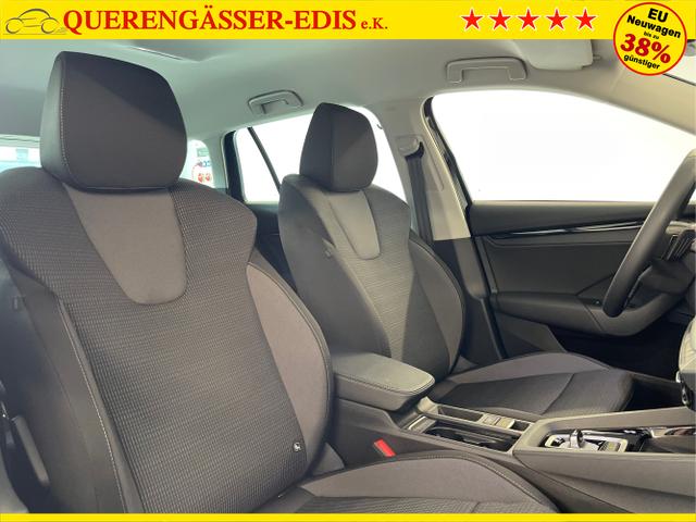 Skoda / Octavia Combi / Grau / / / 150 PS DSG AHK+Navi+ACC