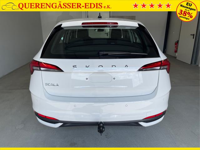 Skoda / Scala / Weiß / / / 115PS DSG AHK+App-Connect