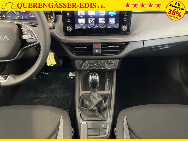 Skoda / Scala / Weiß / / / 115PS DSG AHK+App-Connect