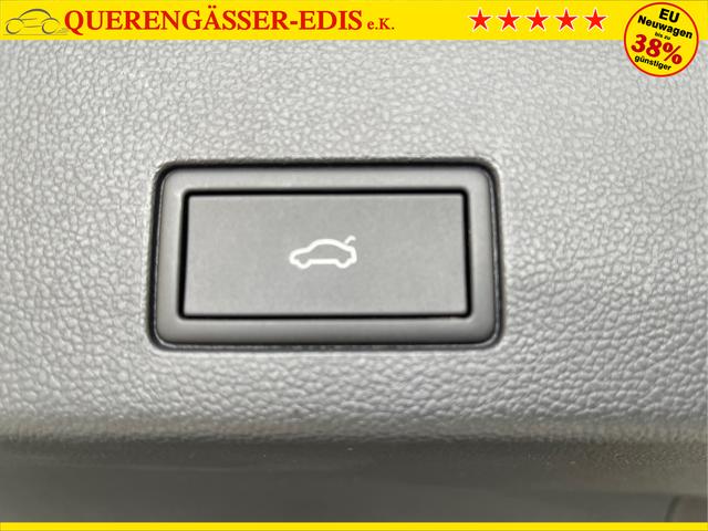 Volkswagen / Golf Variant / Grau / / / 150PS AHK+Navi