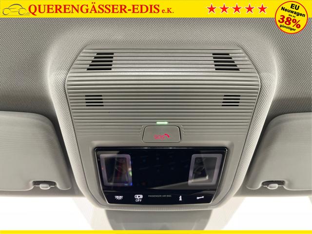 Volkswagen / Golf Variant / Schwarz / / / 150PS AHK+Navi