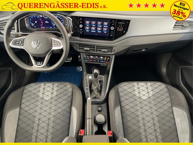 Volkswagen / Taigo / Silber / / / 115PS DSG Kessy+AHK+Navi