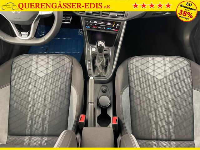 Volkswagen / Taigo / Silber / / / 115PS DSG Kessy+AHK+Navi
