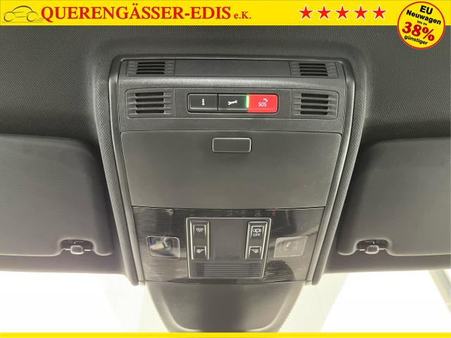 Volkswagen / Taigo / Silber / / / 115PS DSG Kessy+AHK+Navi
