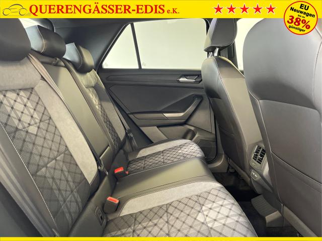 Volkswagen / T-Roc / Schwarz / / / 190PS DSG 4Motion Pano+AHK