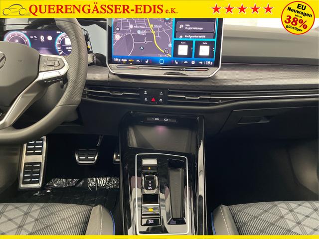Volkswagen / Golf Variant / Silber / / / 150PS DSG+Black Style+AHK