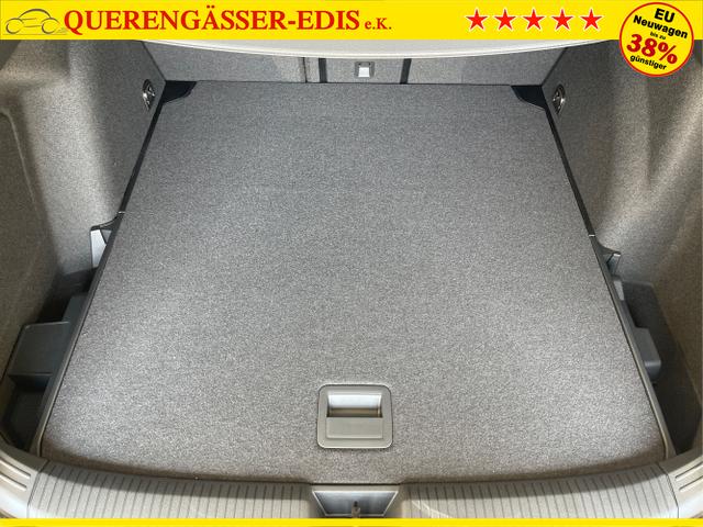 Volkswagen / Golf Variant / Silber / / / 150PS DSG+Black Style+AHK