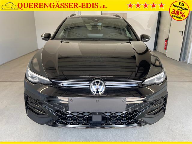Volkswagen / Golf Variant / Schwarz / / / 150PS DSG+Black Style+AHK