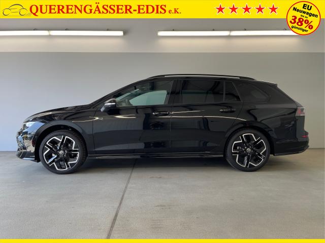 Volkswagen / Golf Variant / Schwarz / / / 150PS DSG+Black Style+AHK