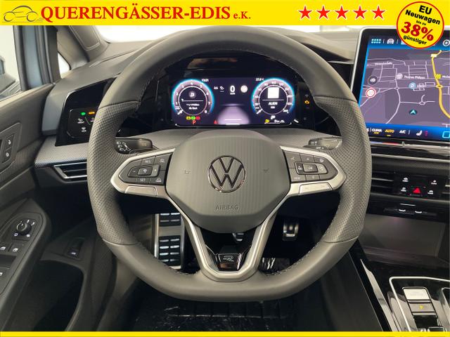 Volkswagen / Golf Variant / Schwarz / / / 150PS DSG+Black Style+AHK