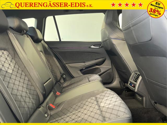 Volkswagen / Golf Variant / Schwarz / / / 150PS DSG+Black Style+AHK