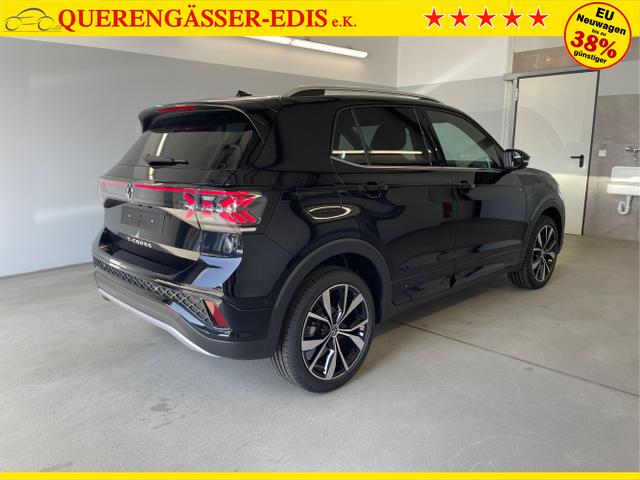Volkswagen / T-Cross / Schwarz / / / 150PS Navi+AHK