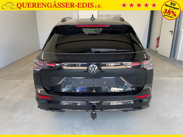 Volkswagen / Golf Variant / Schwarz / / / 150PS DSG+Black Style+AHK