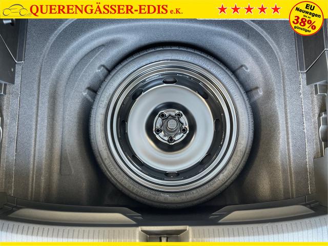 Volkswagen / Golf Variant / Schwarz / / / 150PS DSG+Black Style+AHK