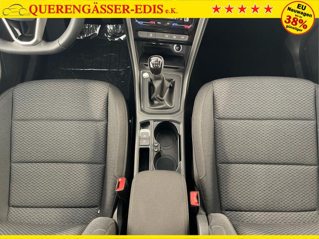 Volkswagen / Touran / Grau / / / 7Si+IQ.Light+TrailerAss+Cam