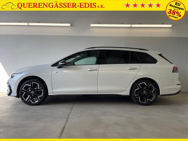Volkswagen / Golf Variant / Weiß / / / 150PS DSG+Black Style+AHK